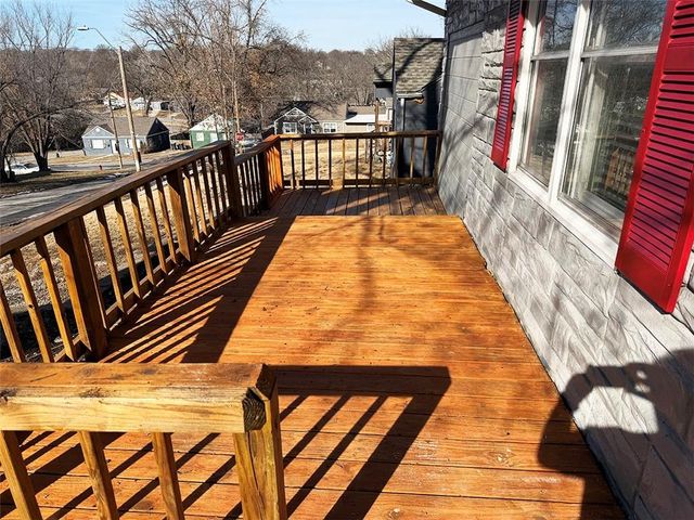 7909 Brooklyn Avenue, Kansas City, MO 64132