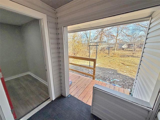 7909 Brooklyn Avenue, Kansas City, MO 64132