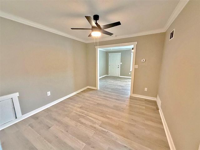 7909 Brooklyn Avenue, Kansas City, MO 64132