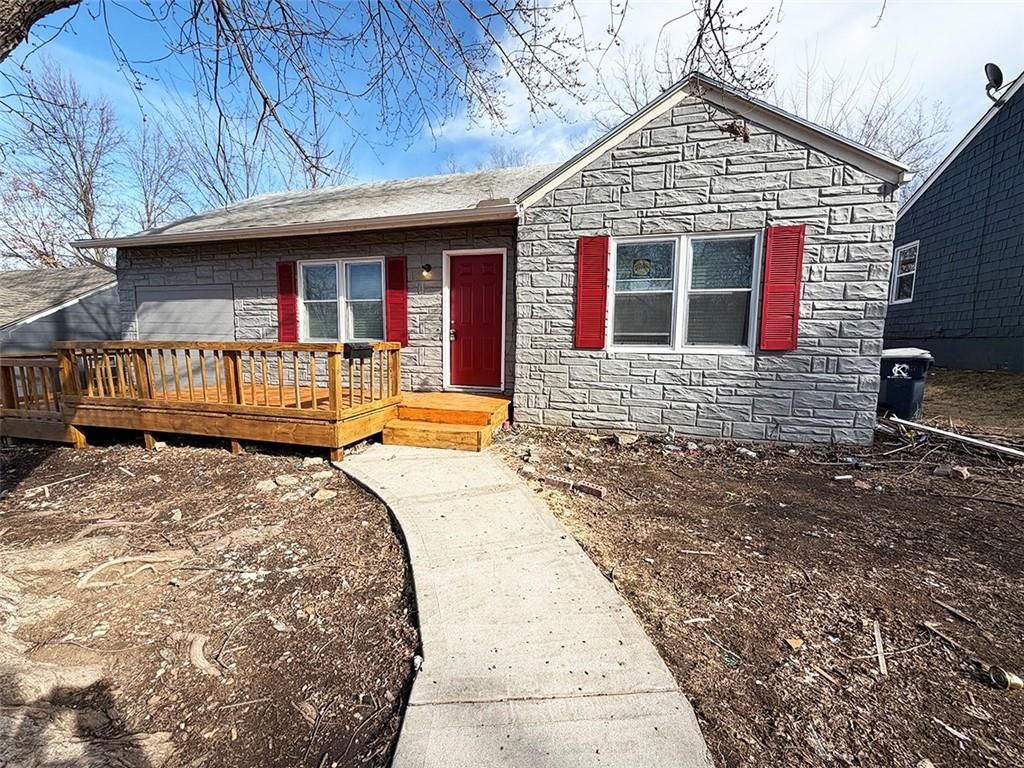 7909 Brooklyn Avenue, Kansas City, MO 64132