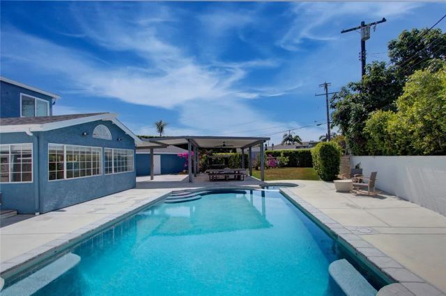 8062 Otto, Downey, CA 90240