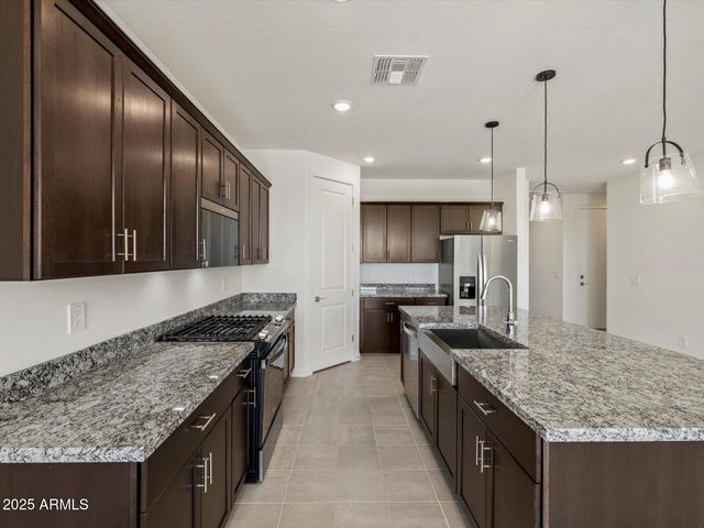 37512 W SAN SISTO Avenue, Maricopa, AZ 85138