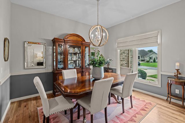 3725 E Cromwell Lane, Springfield, MO 65802