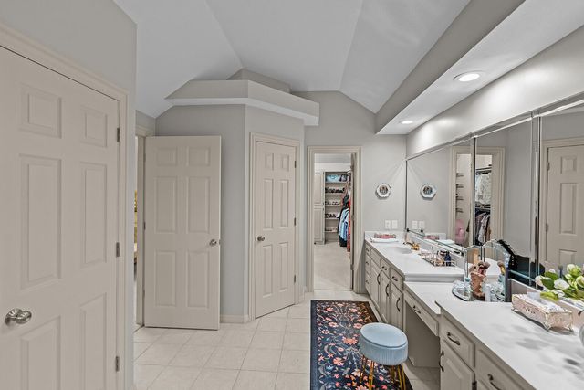 3725 E Cromwell Lane, Springfield, MO 65802