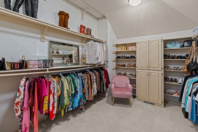 3725 E Cromwell Lane, Springfield, MO 65802