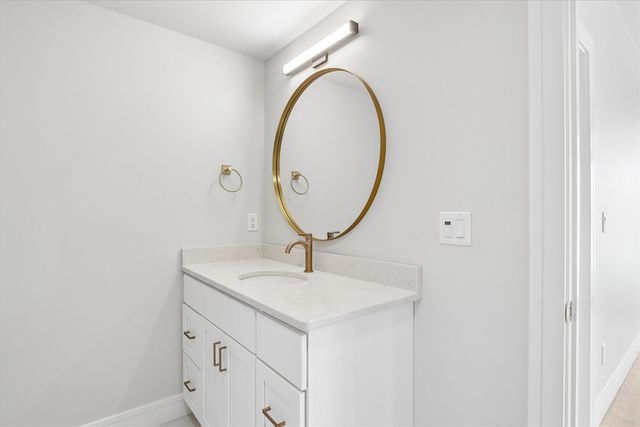 1204 Timber Trail, Solon, IA 52333