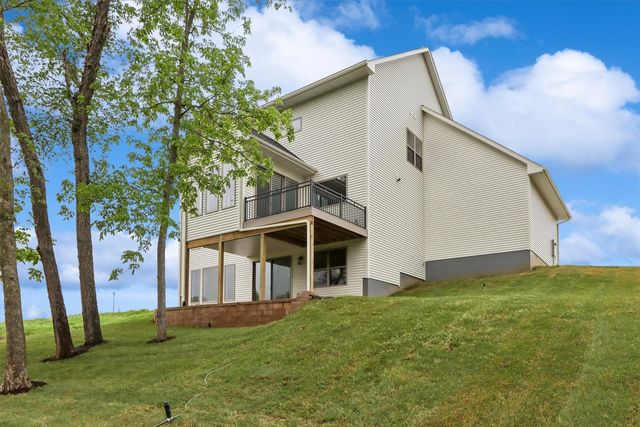 1204 Timber Trail, Solon, IA 52333