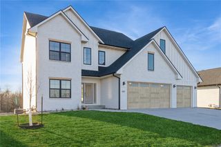 1204 Timber Trail, Solon, IA 52333
