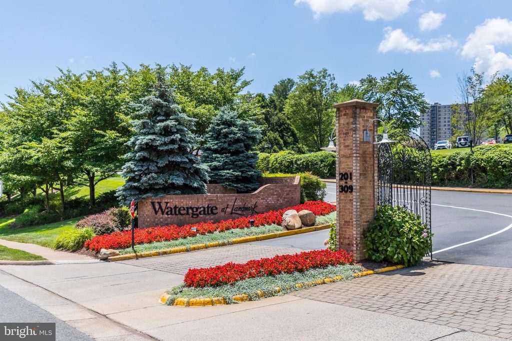 307 YOAKUM PKWY #519, Alexandria, VA 22304