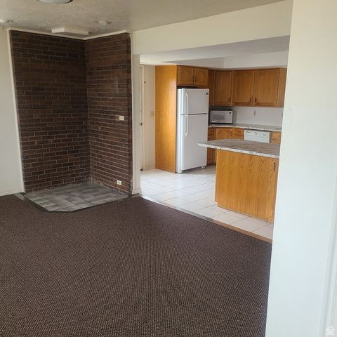 4372 S 700 W, Ogden, UT 84405