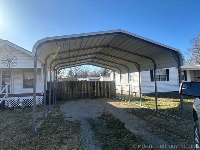 720 S Liberty Avenue, Okmulgee, OK 74447