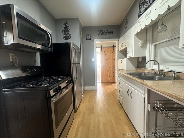 720 S Liberty Avenue, Okmulgee, OK 74447