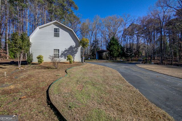 6450 Sara Glen Drive, Douglasville, GA 30135