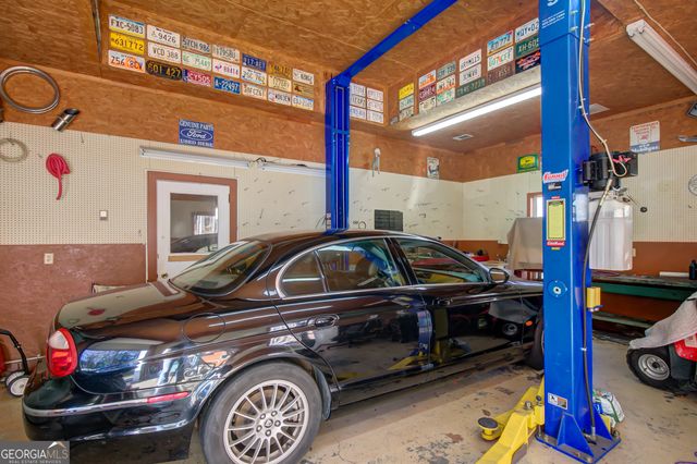 6450 Sara Glen Drive, Douglasville, GA 30135