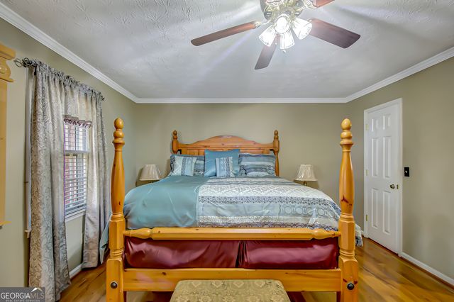 6450 Sara Glen Drive, Douglasville, GA 30135