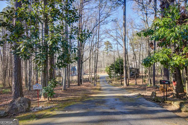 6450 Sara Glen Drive, Douglasville, GA 30135