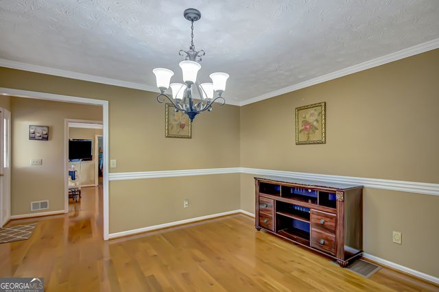 6450 Sara Glen Drive, Douglasville, GA 30135