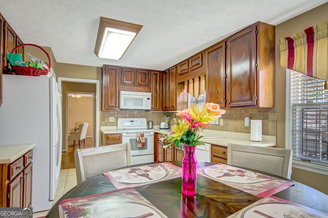 6450 Sara Glen Drive, Douglasville, GA 30135