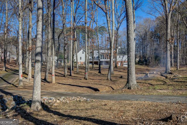 6450 Sara Glen Drive, Douglasville, GA 30135