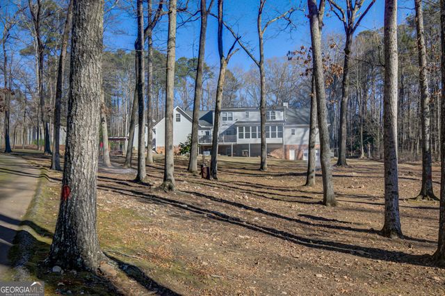 6450 Sara Glen Drive, Douglasville, GA 30135