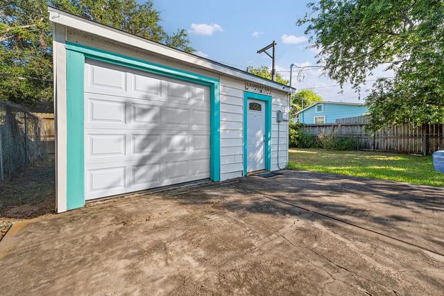 337 Ohio Ave, Corpus Christi, TX 78404