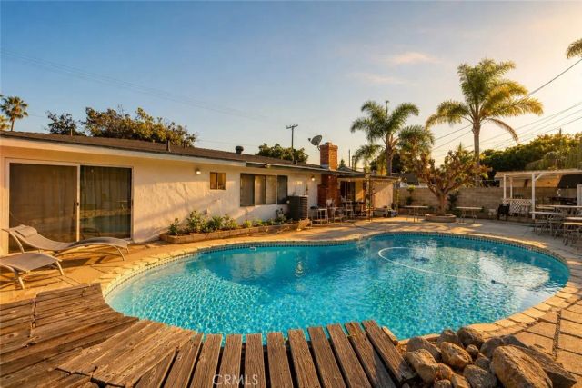 1705 E Vermont, Anaheim, CA 92805