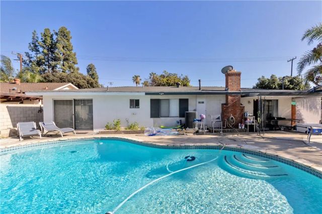 1705 E Vermont, Anaheim, CA 92805