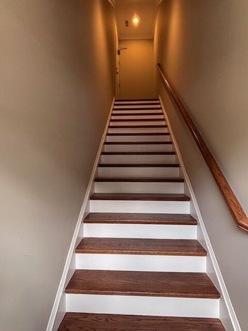 2112 Acklen Ave Apt 201, Nashville, TN 37212