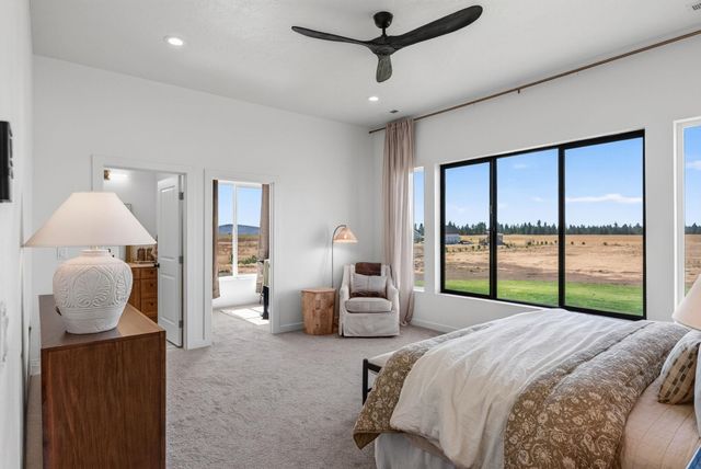 3772 S Brooks Rd, Medical Lake, WA 99022