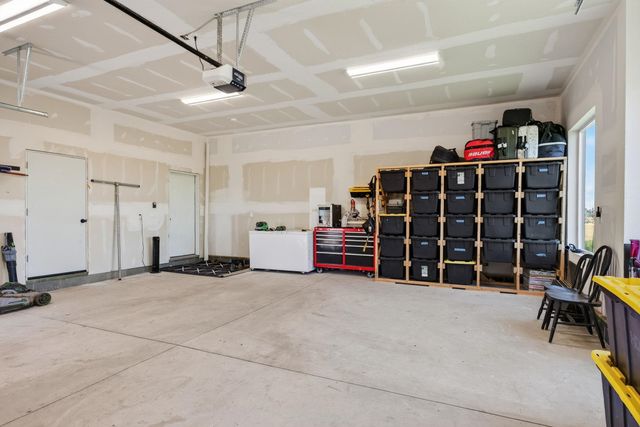 3772 S Brooks Rd, Medical Lake, WA 99022