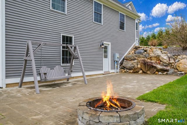 3 Bigwood Lane, Burlington, CT 06013