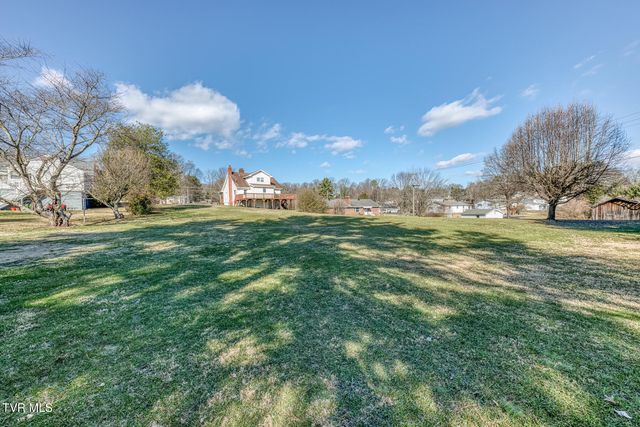 209 Crossway Rd Road, Bristol, VA 24201