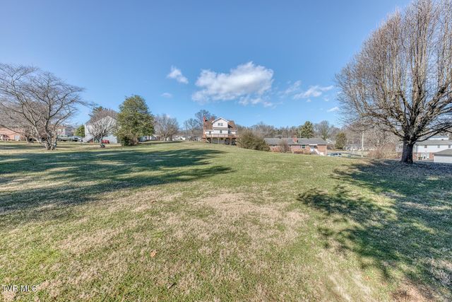 209 Crossway Rd Road, Bristol, VA 24201