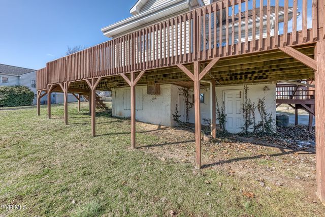 209 Crossway Rd Road, Bristol, VA 24201