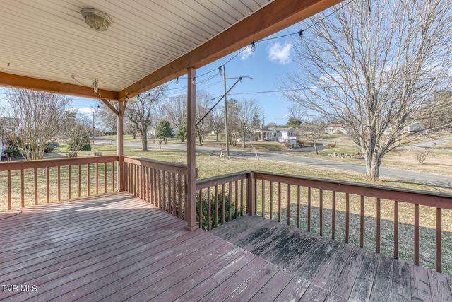 209 Crossway Rd Road, Bristol, VA 24201