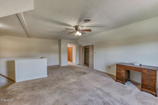 209 Crossway Rd Road, Bristol, VA 24201