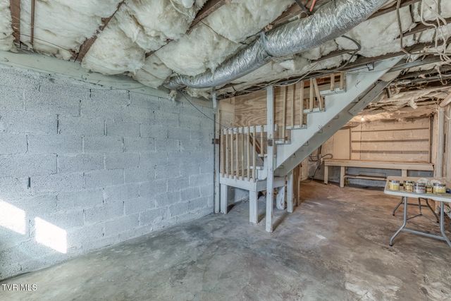 209 Crossway Rd Road, Bristol, VA 24201