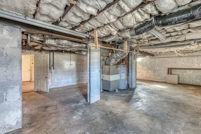 209 Crossway Rd Road, Bristol, VA 24201