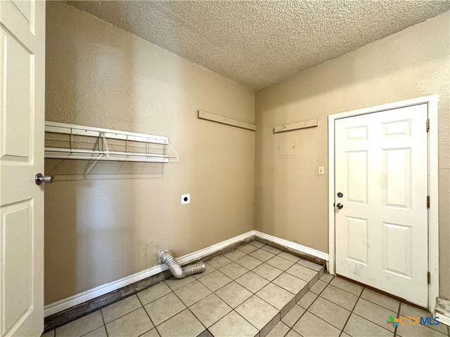 105 North Drive, Copperas Cove, TX 76522