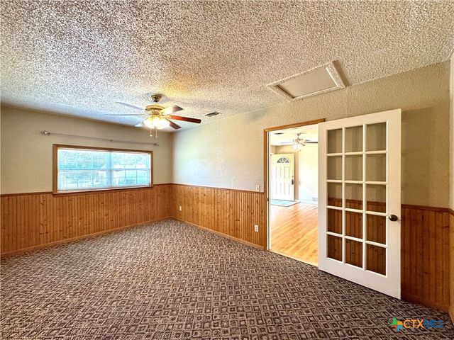 105 North Drive, Copperas Cove, TX 76522