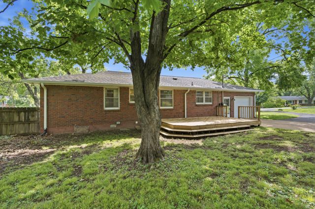 5101 Regent Dr, Nashville, TN 37220