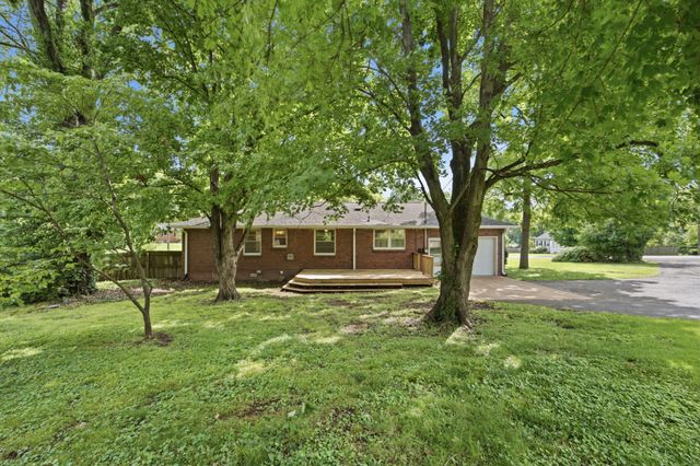 5101 Regent Dr, Nashville, TN 37220