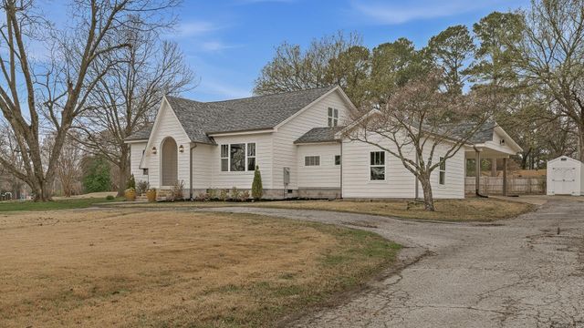 2005 Wood Street, Jonesboro, AR 72401