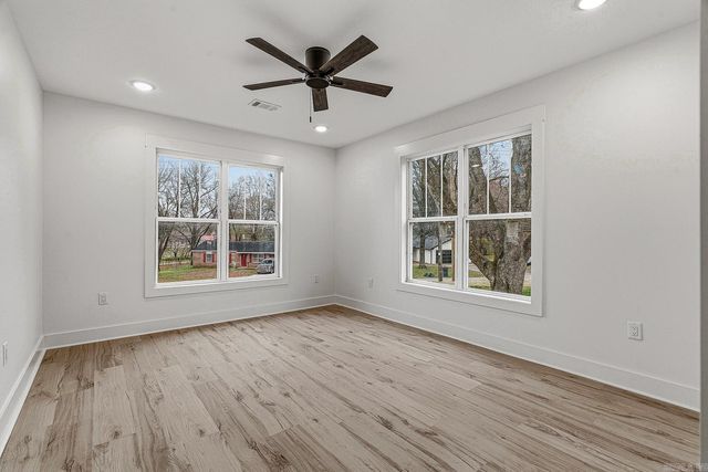2005 Wood Street, Jonesboro, AR 72401