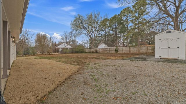 2005 Wood Street, Jonesboro, AR 72401