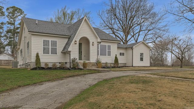 2005 Wood Street, Jonesboro, AR 72401
