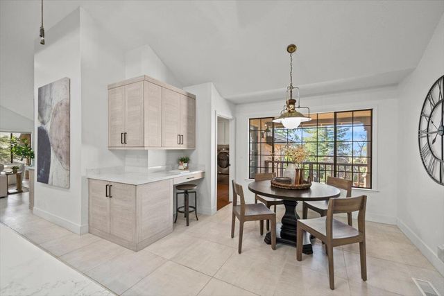 681 Powers Dr, El Dorado Hills, CA 95762