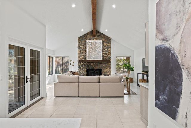 681 Powers Dr, El Dorado Hills, CA 95762