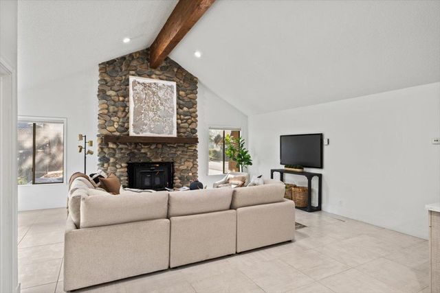 681 Powers Dr, El Dorado Hills, CA 95762