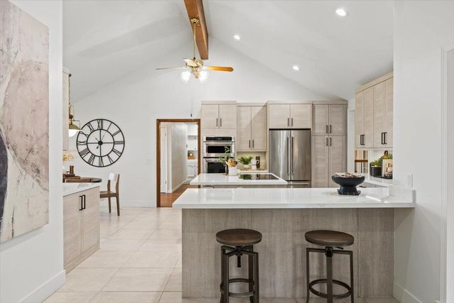 681 Powers Dr, El Dorado Hills, CA 95762